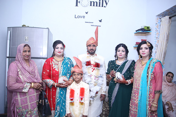 Barat Wedding Photographed by Fatima Studio 00098