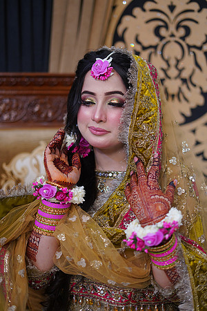 Maryam & Sultan Mehndi 00065