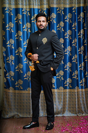 Ehtasham & Amna Barat  00023
