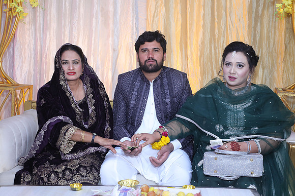 Ibrar & Aleena Mehndi 00197