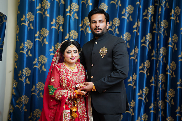 Ehtasham & Amna Barat  00045
