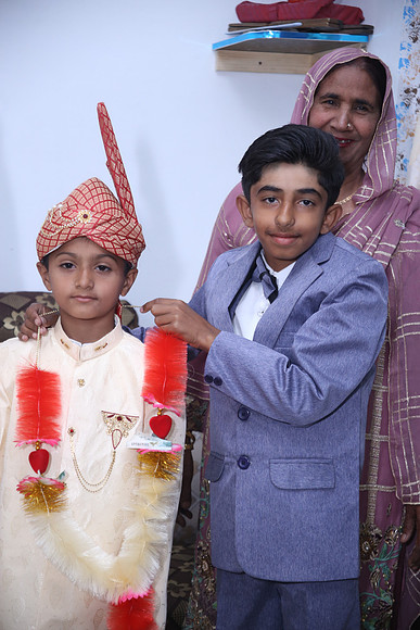 Barat Wedding Photographed by Fatima Studio 00043