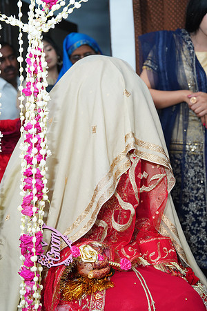 Ehtasham & Amna Barat  00198