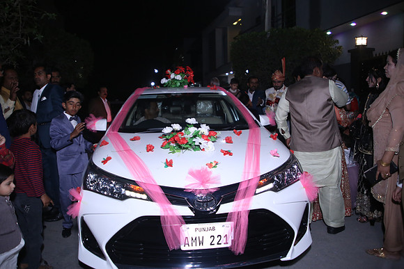 Barat Wedding Photographed by Fatima Studio 00193