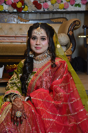 Usama & Bisma Mehndi 00083