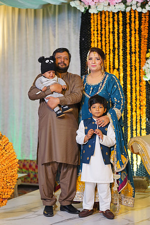 Ayesha & Arslan Mehndi 00236