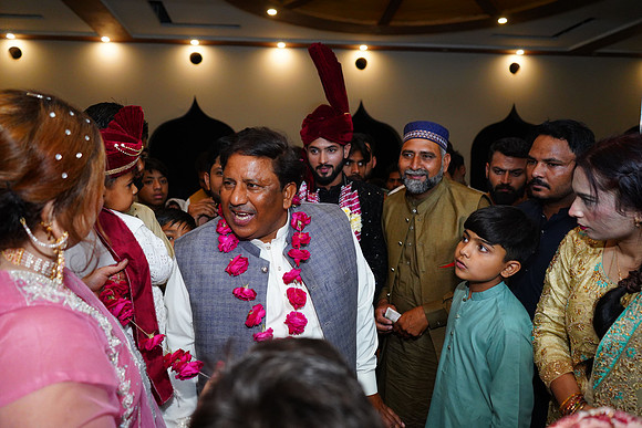 Dawood & Sitara Barat 00214