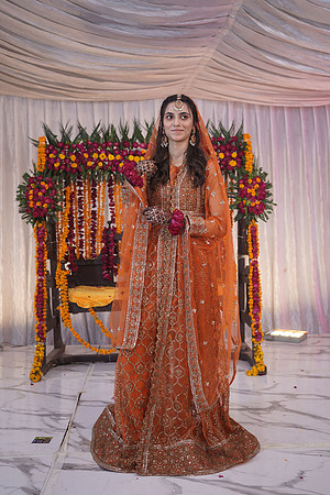 Iqra & Amjad Mehndi 00035