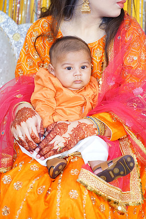 Rafiya & Fahad Mehndi 00079