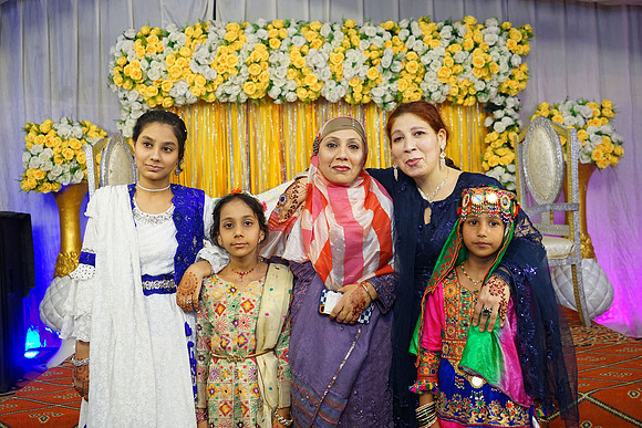 Rafiya & Fahad Mehndi 00158