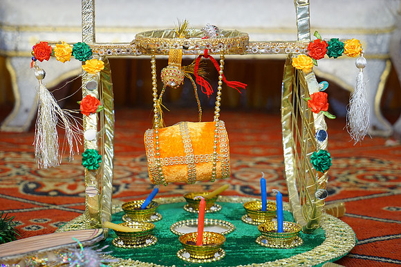Rafiya & Fahad Mehndi 00152