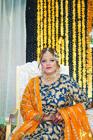 Ayesha & Arslan Mehndi 00121