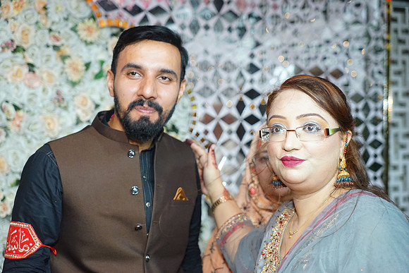 Fatima & Anjum 00224