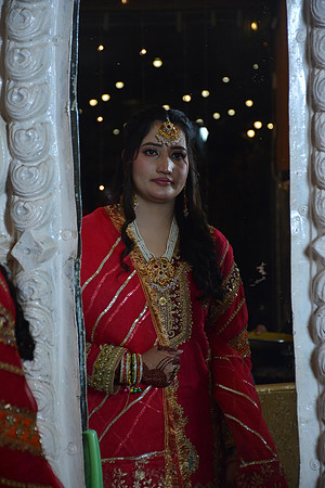 Usama & Bisma Mehndi 00197