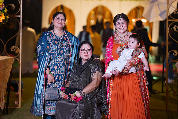 Ammara & Azeem Mehndi 00188