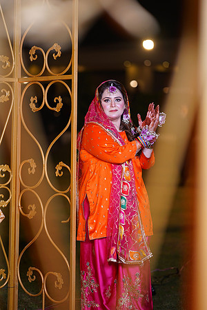 Ammara & Azeem Mehndi 00047