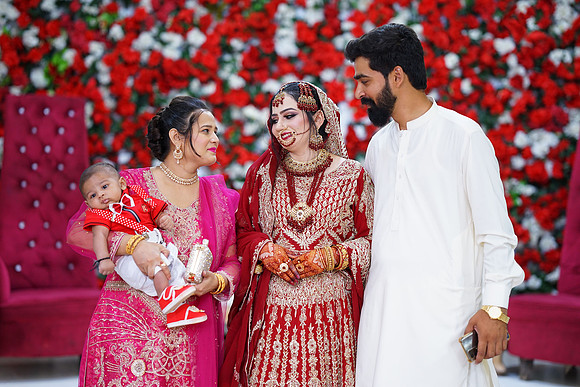 Rafiya & Fahad Barat 00114
