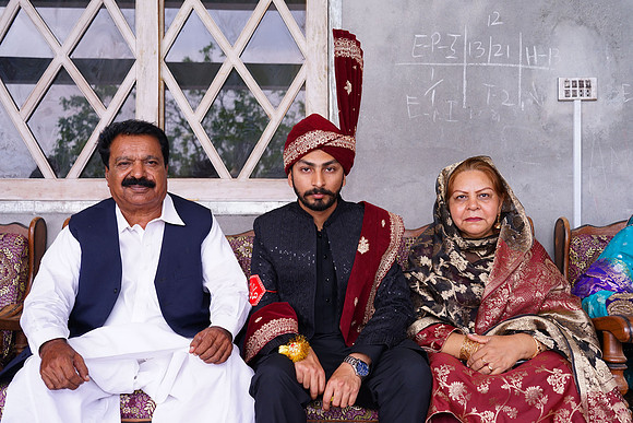 Haseeb & Usba Barat00204