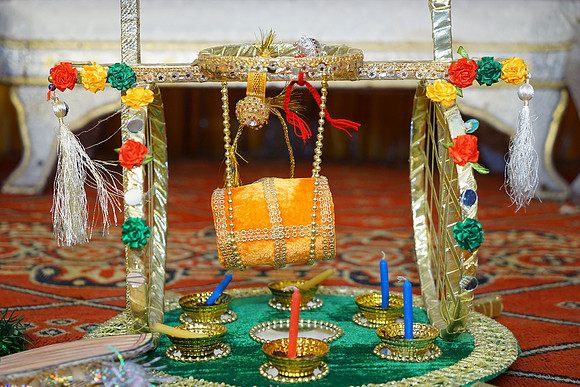 Rafiya & Fahad Mehndi 00153