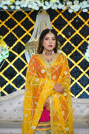 Ayesha & Arslan Mehndi 00102