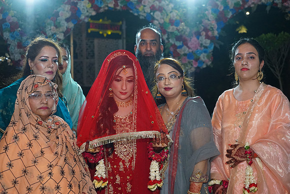 Fatima & Anjum 00236