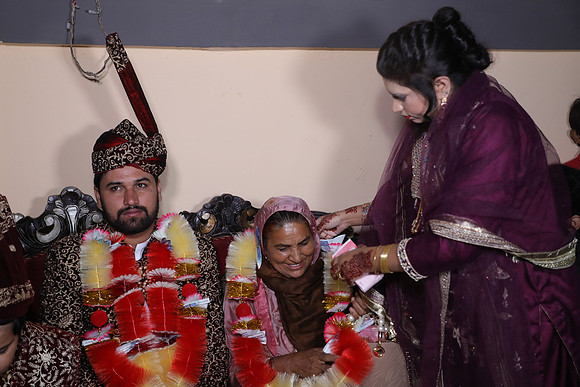Ibrar & Aleena Barat 00154