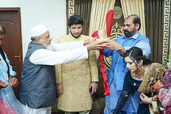Farhan & Anum Barat 00056