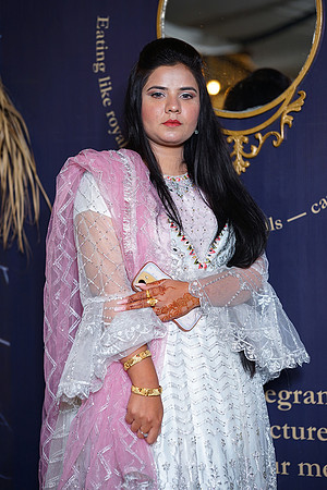 Haniya & Abid Walima 00368