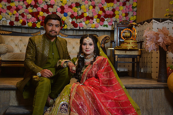 Usama & Bisma Mehndi 00071