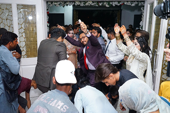 Rafiya & Fahad Barat 00172