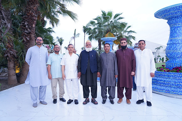 Rosa Blanca Iftaari 00020
