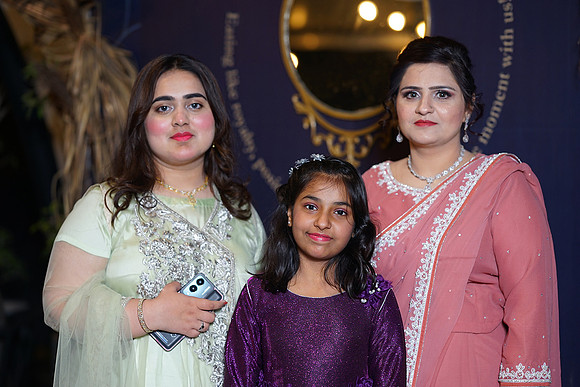 Haniya & Abid Walima 00288
