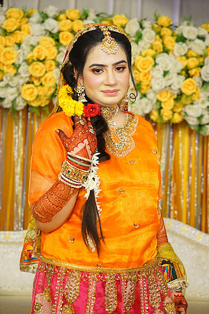Rafiya & Fahad Mehndi 00025