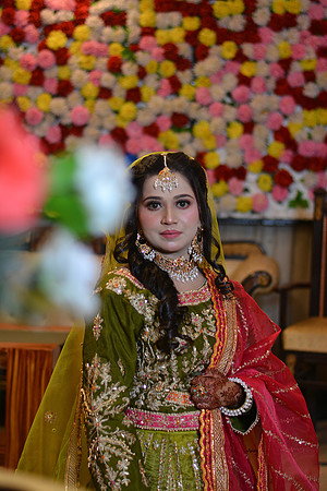 Usama & Bisma Mehndi 00047