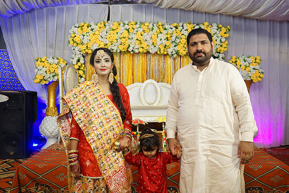 Rafiya & Fahad Mehndi 00162
