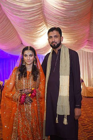 Iqra & Amjad Mehndi 00187