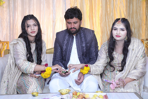 Ibrar & Aleena Mehndi 00194