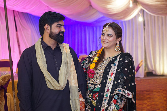 Iqra & Amjad Mehndi 00133