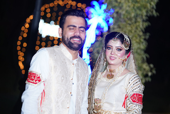 Azhar & Ayesha 00079