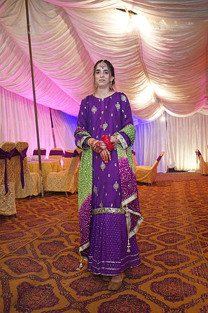Iqra & Amjad Mehndi 00159