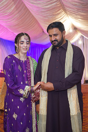 Iqra & Amjad Mehndi 00176