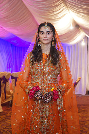 Iqra & Amjad Mehndi 00002