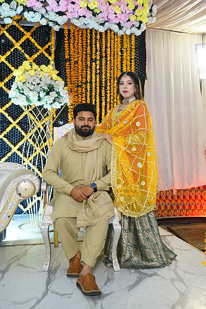 Ayesha & Arslan Mehndi 00089