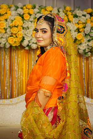 Rafiya & Fahad Mehndi 00058
