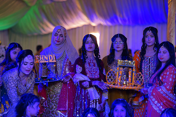 Ayesha & Arslan Mehndi 00225