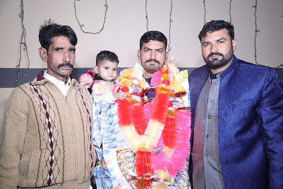 Ibrar & Aleena Barat 00196