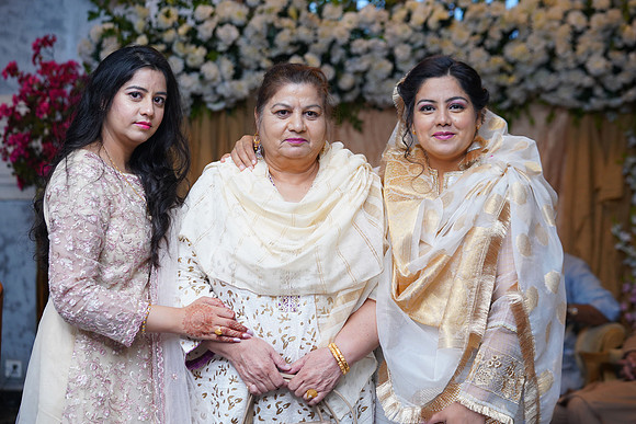 Azhar & Ayesha 00247