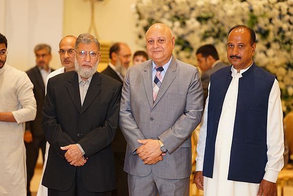 Ammara & Azeem Barat 00199