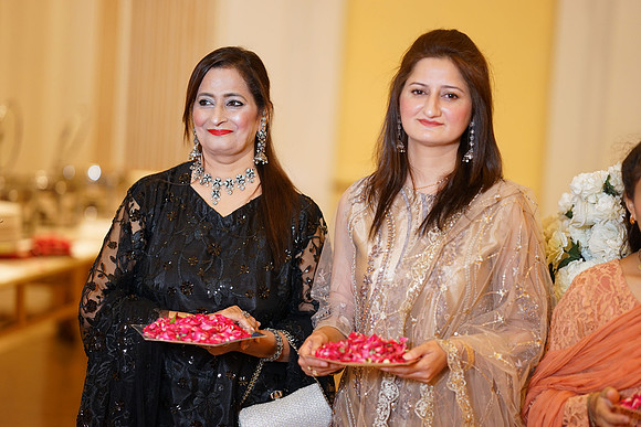 Ammara & Azeem Barat 00168