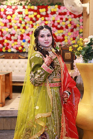 Usama & Bisma Mehndi 00118